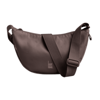 Kleine Moon-Bag von Got Bag, nachhaltiger Rucksack und HipBag aus recyceltem Material, mit verstellbarem Schultergurt.