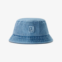 Stilvoller Johnny Urban Bucket Hat "Bob" aus Baumwolle, perfekt für den Sommer, in neutraler Farbe, zeigt den lässigen Accessoire-Look.