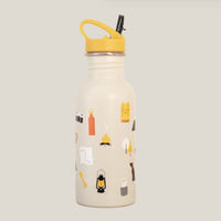 Kinder-Trinkflasche von Roadtyping, geeignet für drinnen und draußen, mit bunter Gestaltung und auslaufsicherem Deckel.