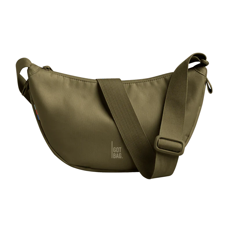 Kleine Moon-Bag von Got Bag, nachhaltiger Rucksack und Hüfttasche aus recyceltem Meeresplastik, schwarze Tasche mit Schultergurt