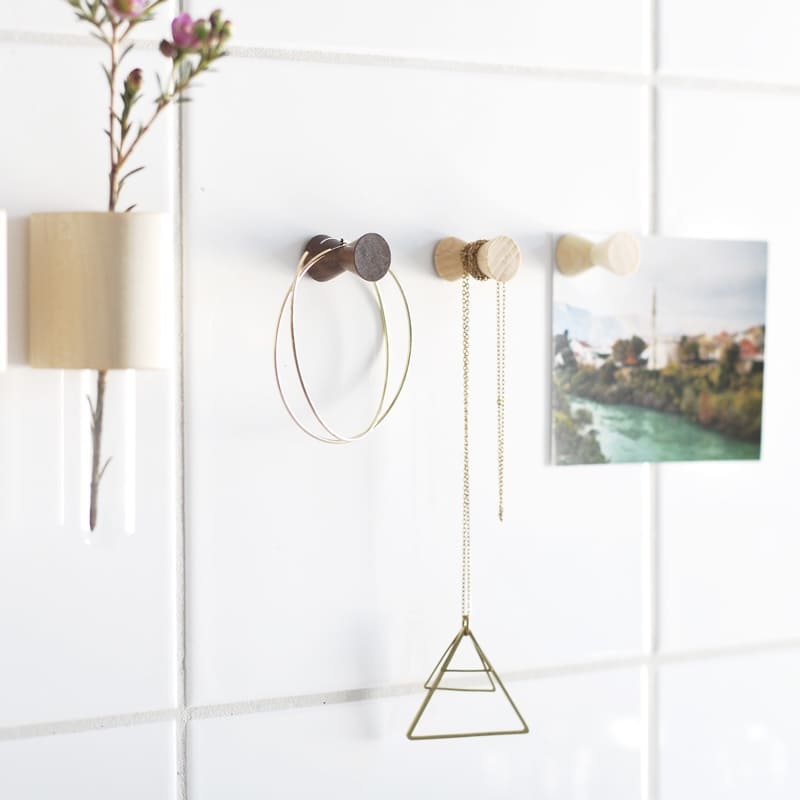 Lumenqi Wandhaken Pin Kegel, wetterfester Haken für drinnen und draußen, aus robustem Metall in neutralem Design.