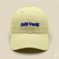 Schwarze Baseballcap von Bazaar Noir mit Aufschrift „I Bazaar Noir“ auf dem Vorderteil, stylisches Bekleidungsaccessoire.
