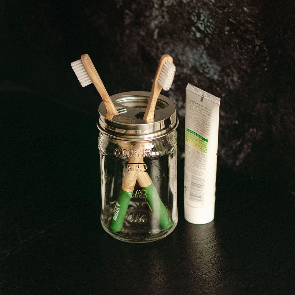 Aufsatz Zahnbürsten, O’Donnel Moonshine