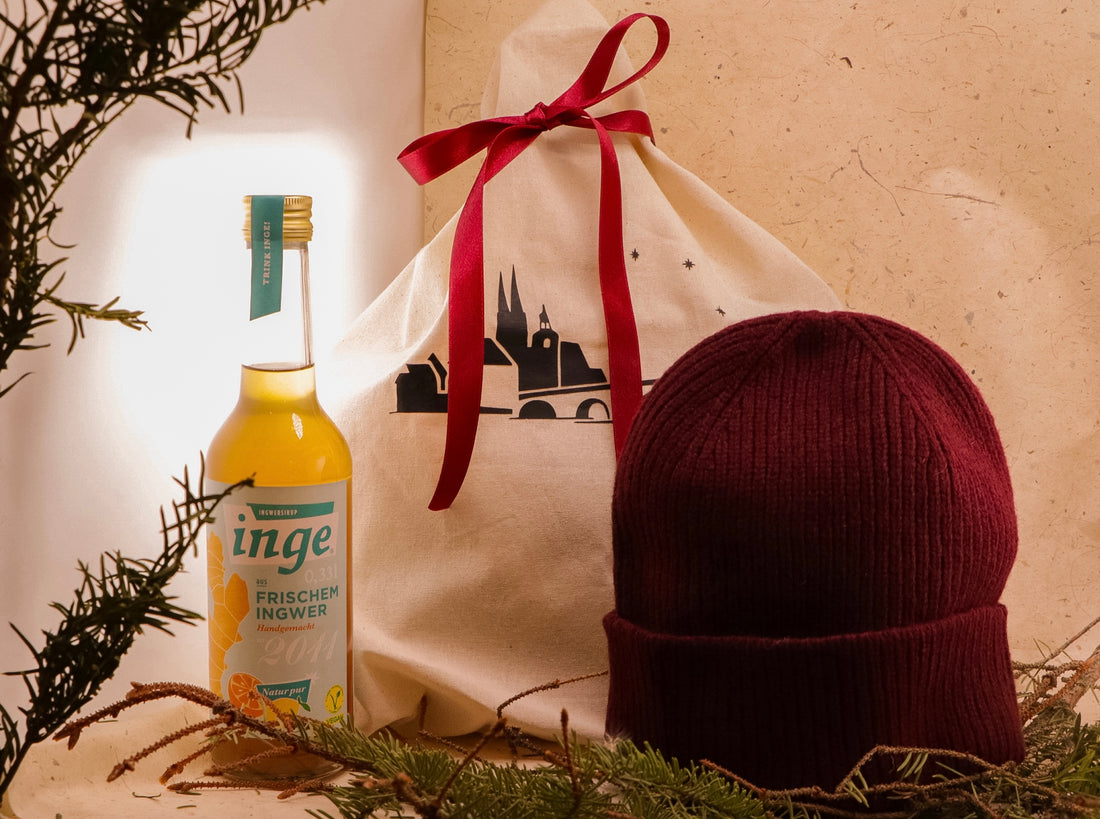 Geschenkset Beanie & Inge im Regensburg-Jutebeutel I Donaustern
