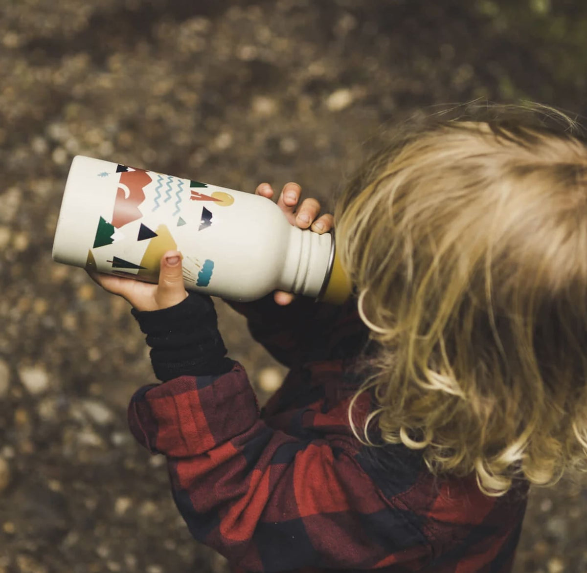 Kinder-Trinkflasche aus Edelstahl „Tiny world“, Roadtyping