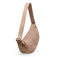 Kleine Cloud-Moon-Bag von Got Bag, ein Rucksack und HipBag in nachhaltigem Design, mit verstellbarem Tragegurt und modernen Details