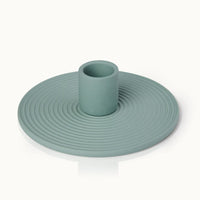 Eleganter Kerzenständer Classic von by vivi, für drinnen und draußen, aus robustem Material, mit modernem Design.