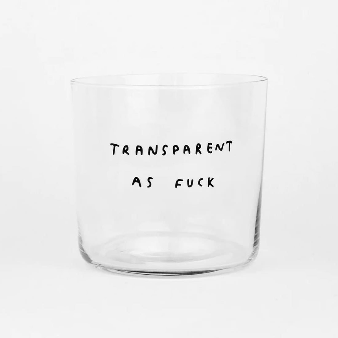 Ein 350ml Glas mit Spruch von yahya studio, transparent mit dekorativem Aufdruck und ergonomischem Griff.