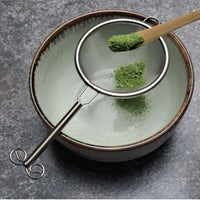 Matcha Tee Sieb von matchapassion, feinmaschiges Sieb für die Zubereitung von Matcha-Getränken, aus Edelstahl gefertigt.