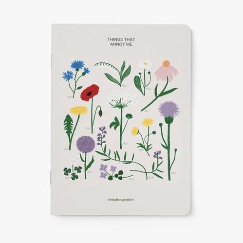 A5 Notizheft von typealive, elegante Papeterie mit linierten Seiten für Notizen und Skizzen, schwarzes Hardcover, Produktbild