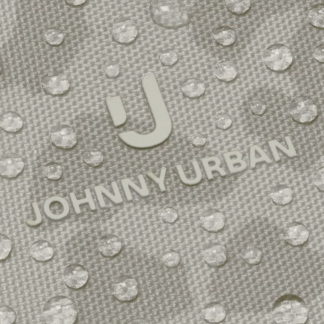 Mittlere Johnny Urban Half-Moon-Bag Ally als Rucksack und HipBag aus Leder mit Reißverschluss und Schultergurt.