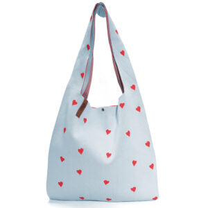 Stilvolle Shopper Lois von Lot83 aus Bekleidung mit modernem Design und robustem Material, sichtbar im Bild.