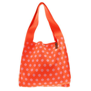 Lot83 Shopper Lois aus Bekleidung mit geräumigem Design und stabilen Tragegriffen, perfekt für den Alltag.