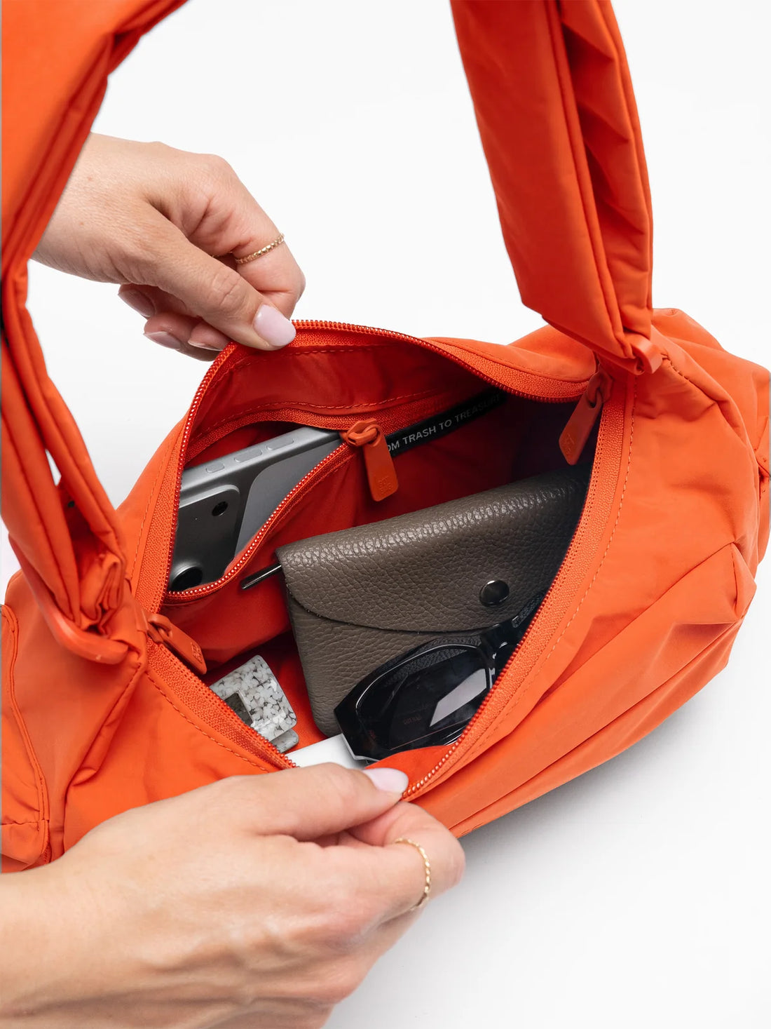 Pocket Bag Small, Detailansicht des Schlüsselclips
