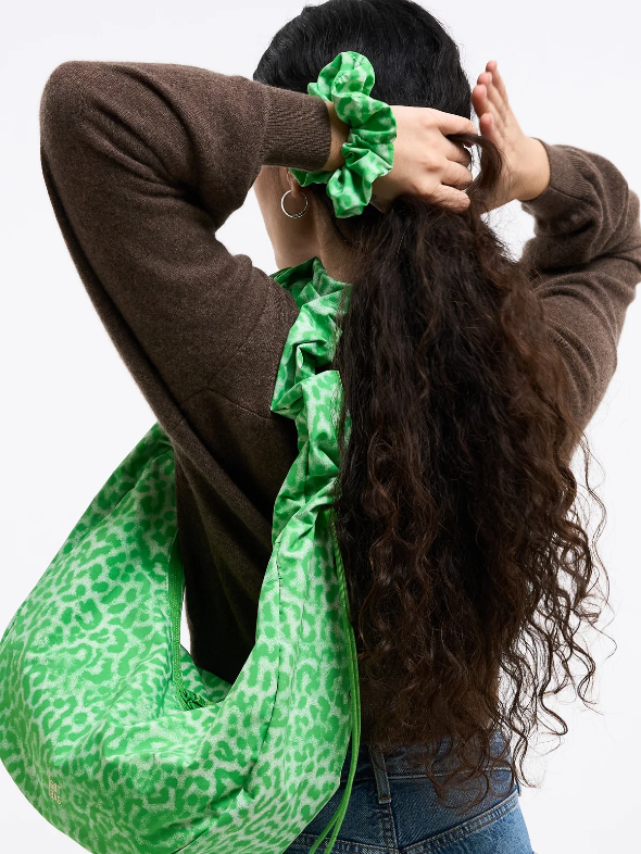 Scrunchie Cat Shark Green I Got Bag