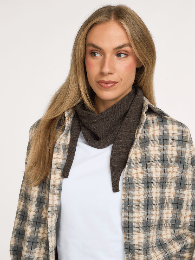 Triangle Scarf, Schal (Merinowolle) | Colorful Standard