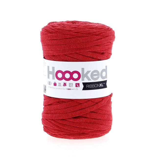 Bündchengarn RibbonXL von Hoooked, 250 g, farbige, dicke Garnrolle zum Stricken oder Häkeln.
