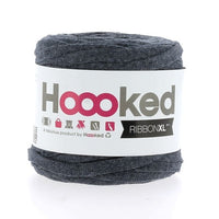 Bündchengarn RibbonXL von Hoooked, 125 g, in buntem Garn mit dicker, weicher Textur für kreative Handarbeiten.