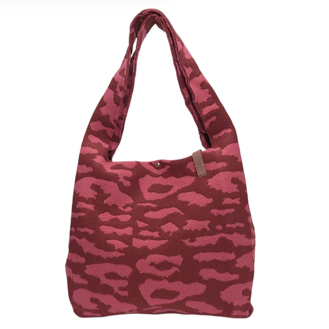Leichter Shopper Lois von Lot83 aus langlebigem Stoff, mit großzügigem Innenraum und stilvollem Design, ideal für den Alltag.