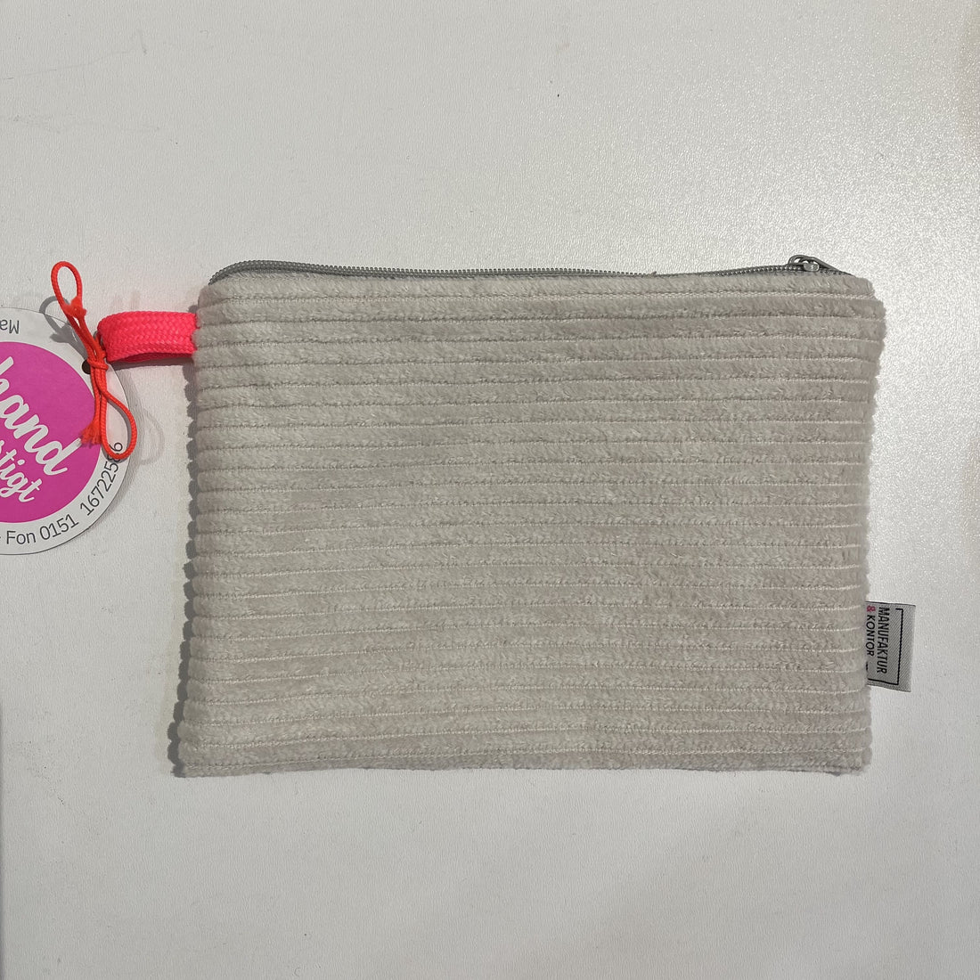 Litteltasche aus Kordel von Manufaktur & Kontor, stilvolles Accessoire mit handgefertigtem Design, auf dem Bild zu sehen