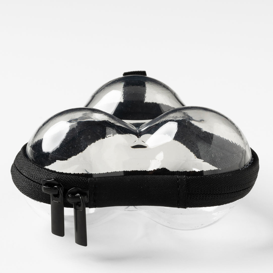Drei Ballcases von Mr. Tischtennis für Tischtennisbälle, geeignet für Innen- und Außenbereich, in schwarzer Farbe.