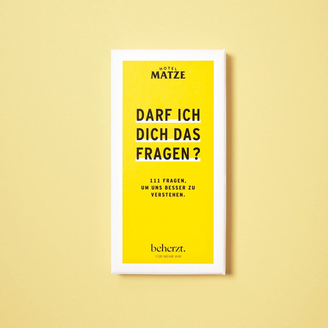 Spiel Darf ich dich das fragen von beherzt, Kartenbox in Gelb mit 111 Fragekarten