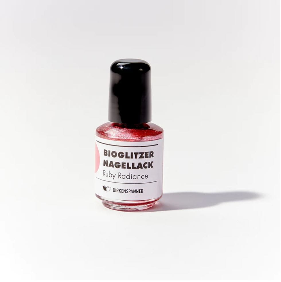 Birkenspanner Nagellack mit Bio-Glitzer in Ruby Radiance, glänzender Nagellack für schöne Nägel, im Beauty & Pflege Bereich