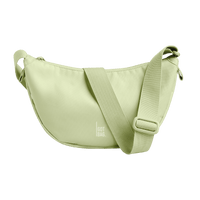 Kleine Moon-Bag von Got Bag, umweltfreundlicher Rucksack und HipBag, aus recyceltem Material, mit gestreiftem Design, auf weißem Hintergrund.